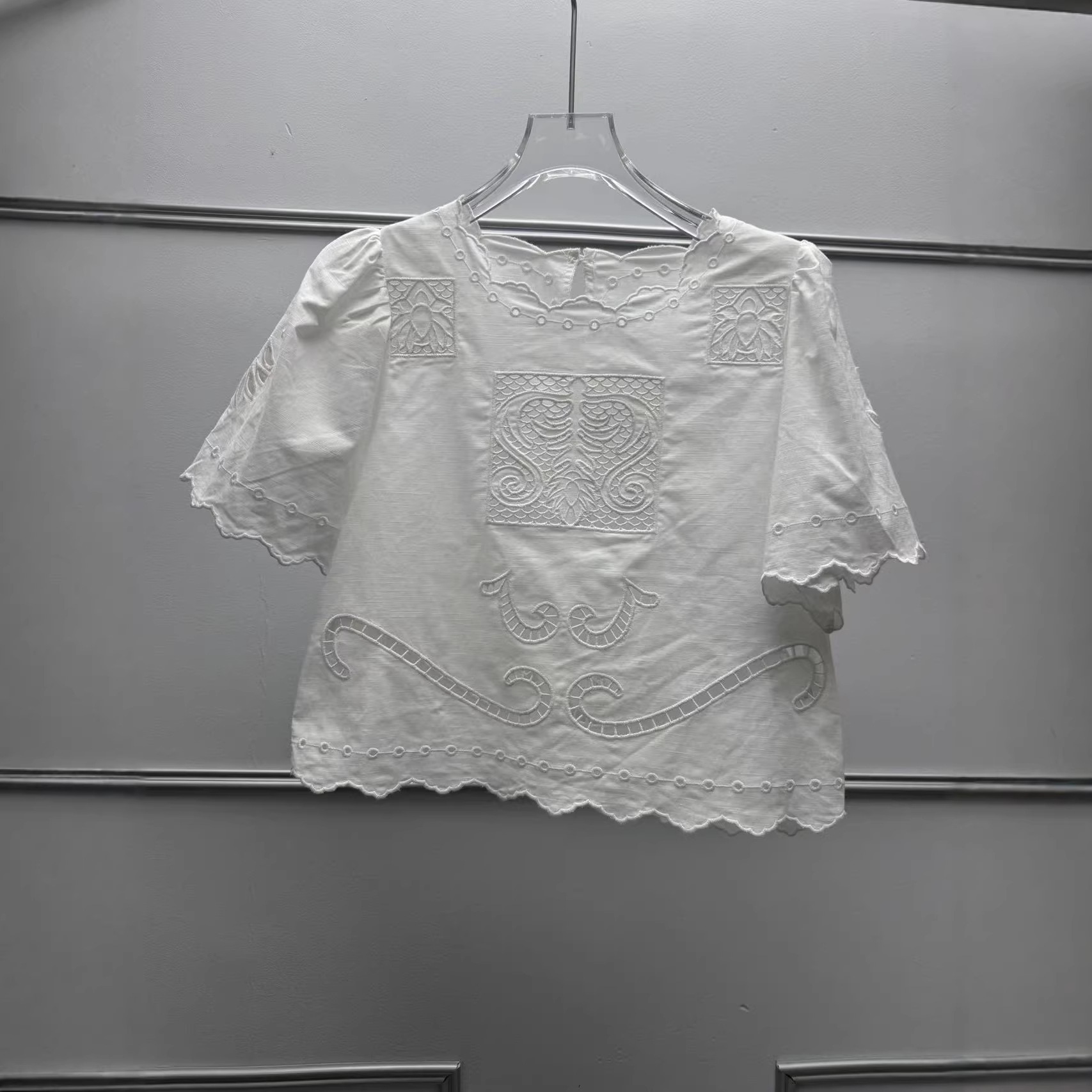 Slimming Effect Hollow out Emb - Embroidery Effect ulasan dan harga